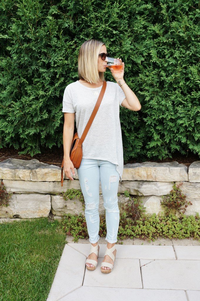 Simple summer style: tee, denim, Chloe bag, wedges, sunglasses