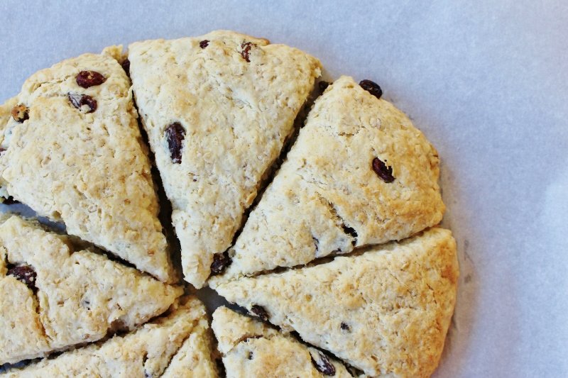 Recipes: oat + raisin scones