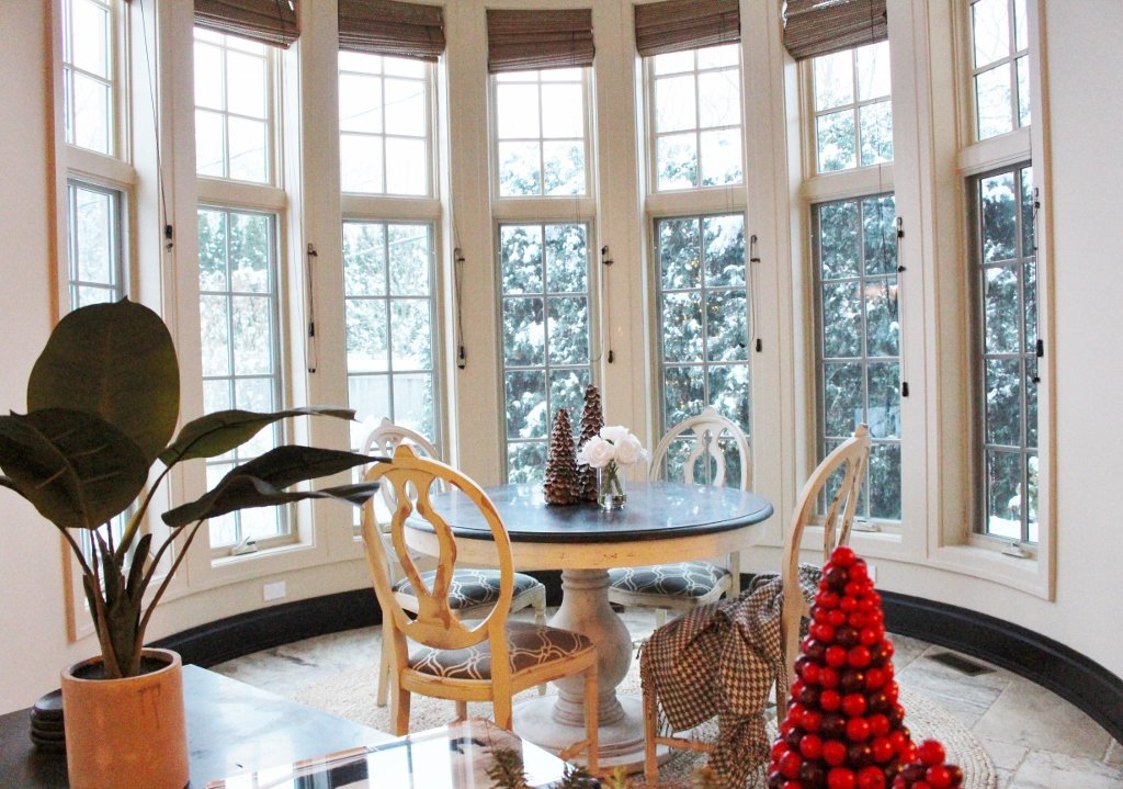 Christmas at home, neutral with pops of festive holiday decor