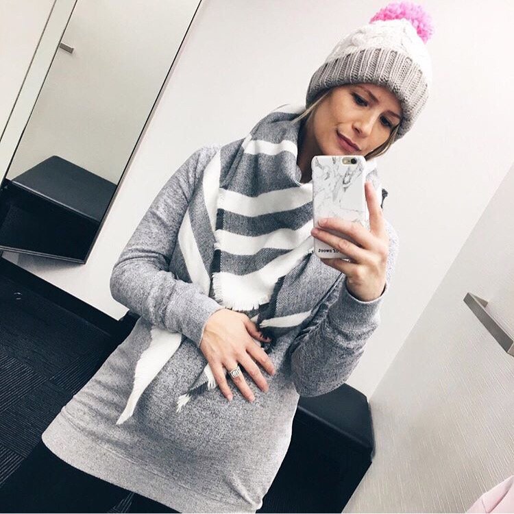 Bump style: sweatshirt, scarf, beanie, and leggings