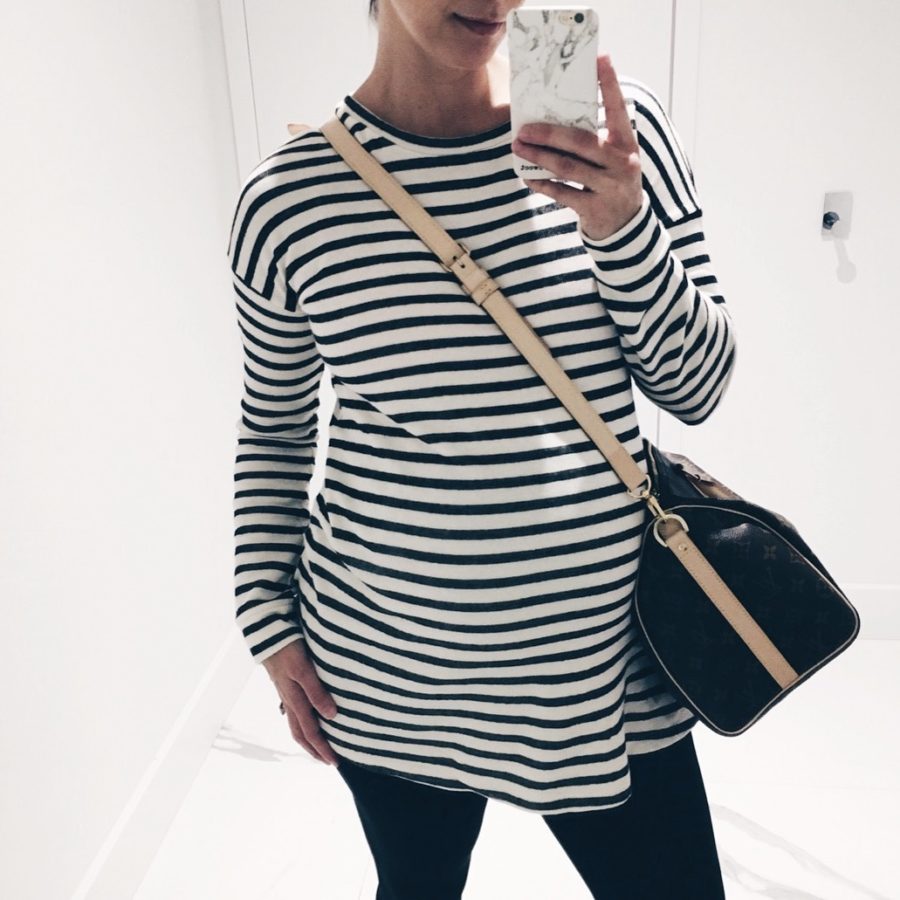 Bump style: striped sweatshirt, leggings