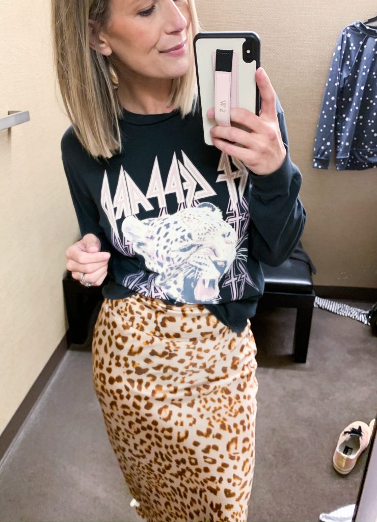 I am sharing a mini try on haul of some of my favorite Nordstrom finds and pieces that can easily transition from work to date night. 