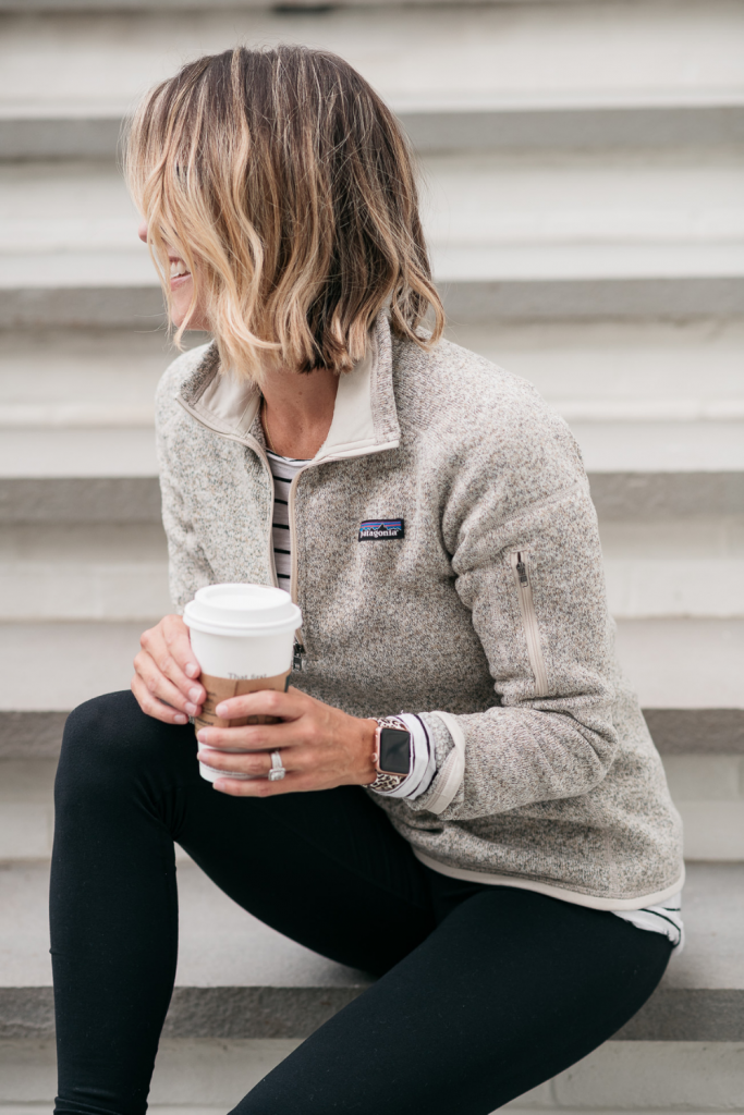 Cute and comfortable fall athleisure look