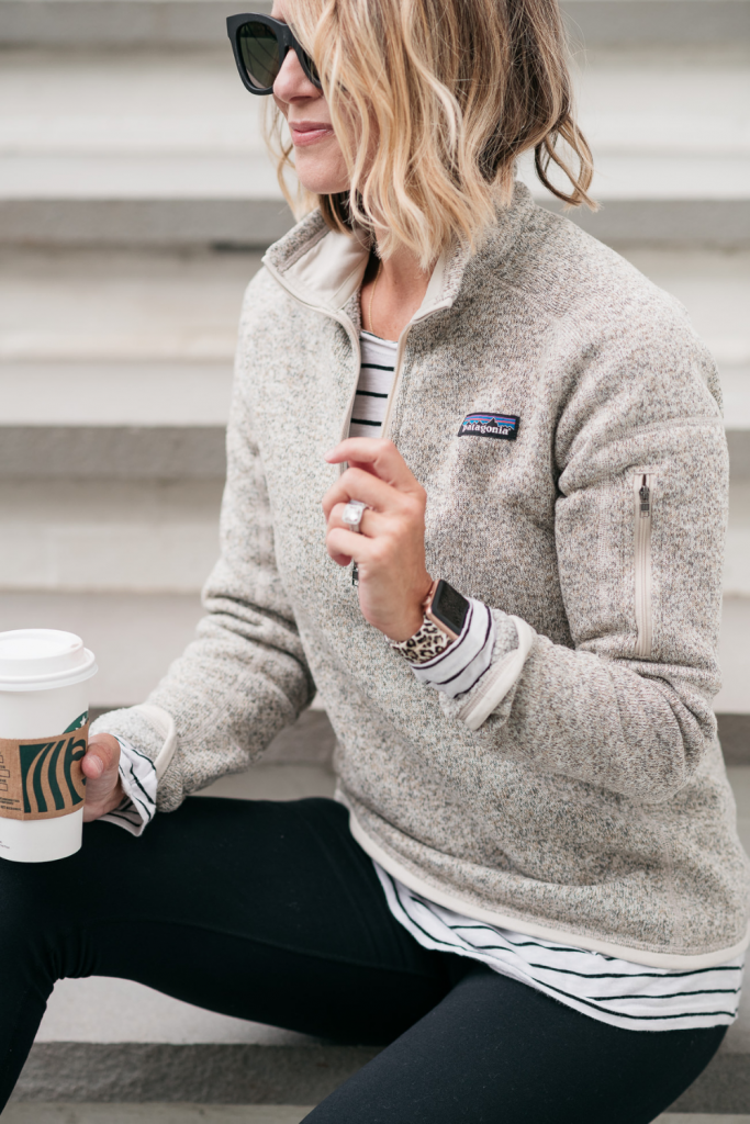 Cute and comfortable fall athleisure look