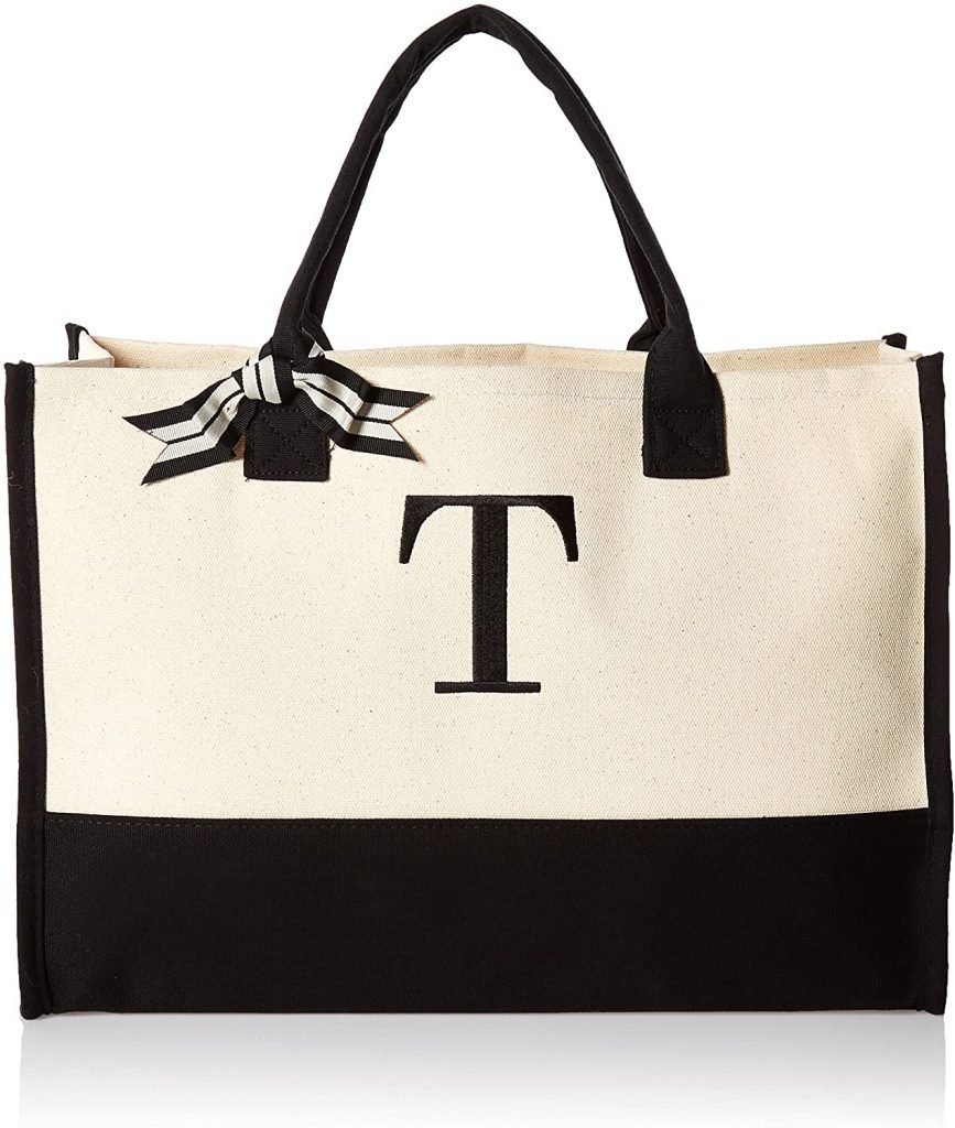 Teacher Gift Guide: INITIAL TOTE BAG | This would be a cute class gift for a teacher - fill the tote with items from this list!